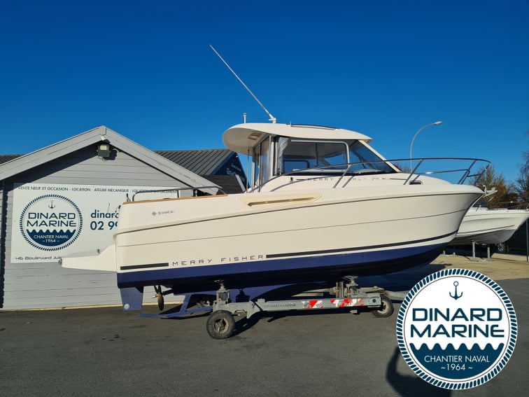 Jeanneau Merry Fisher 705 millésime 2010 + Yanmar 150 Cv