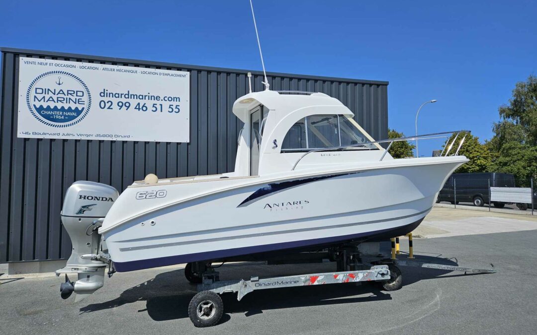 Bénéteau Antares 620 millésime 2008 + Honda 90 Cv