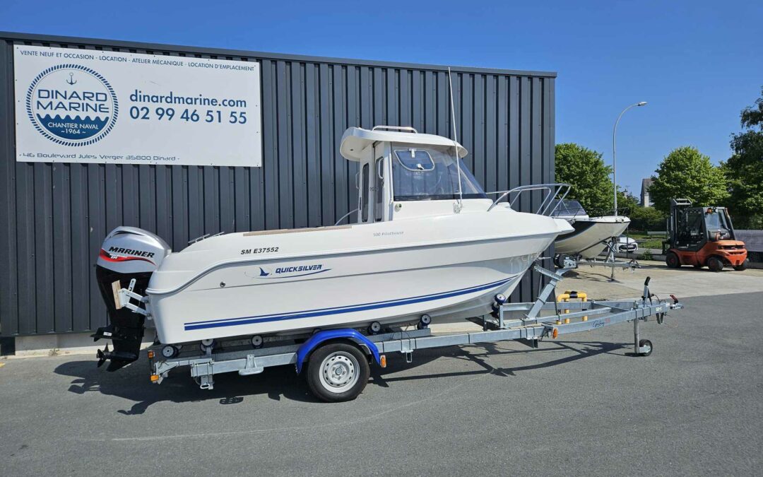 Quicksilver 500 Pilothouse millésime 2009 + Mariner 50 Cv