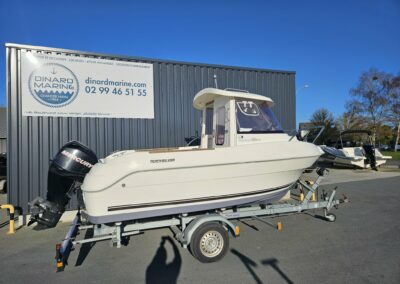 Quicksilver 500 Pilothouse millésime 2011 + Mercury 50 Cv