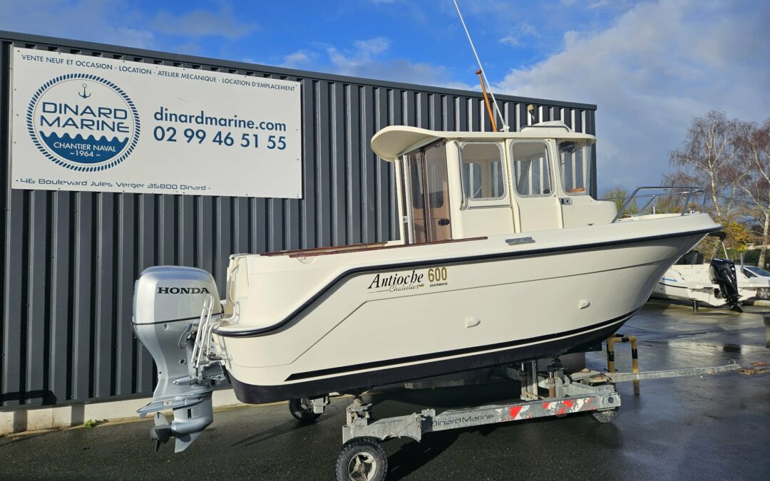 Guy Marine Antioche 600 millésime 2013 + Honda 90 cv