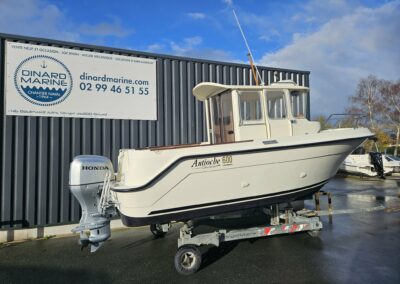 Guy Marine Antioche 600 millésime 2013 + Honda 90 cv
