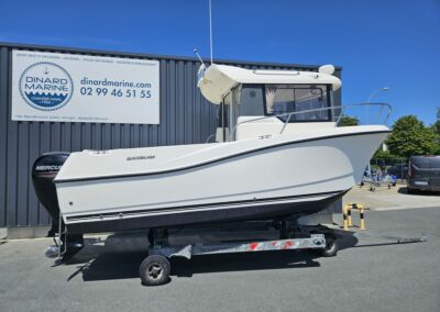 Quicksilver 605 Pilothouse millésime 2014 + Mercury 150 cv