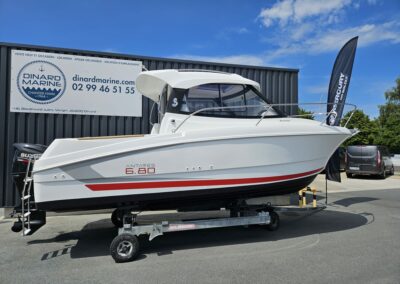 Bénéteau Antarès 680 millésime 2015 + Suzuki 115 Cv